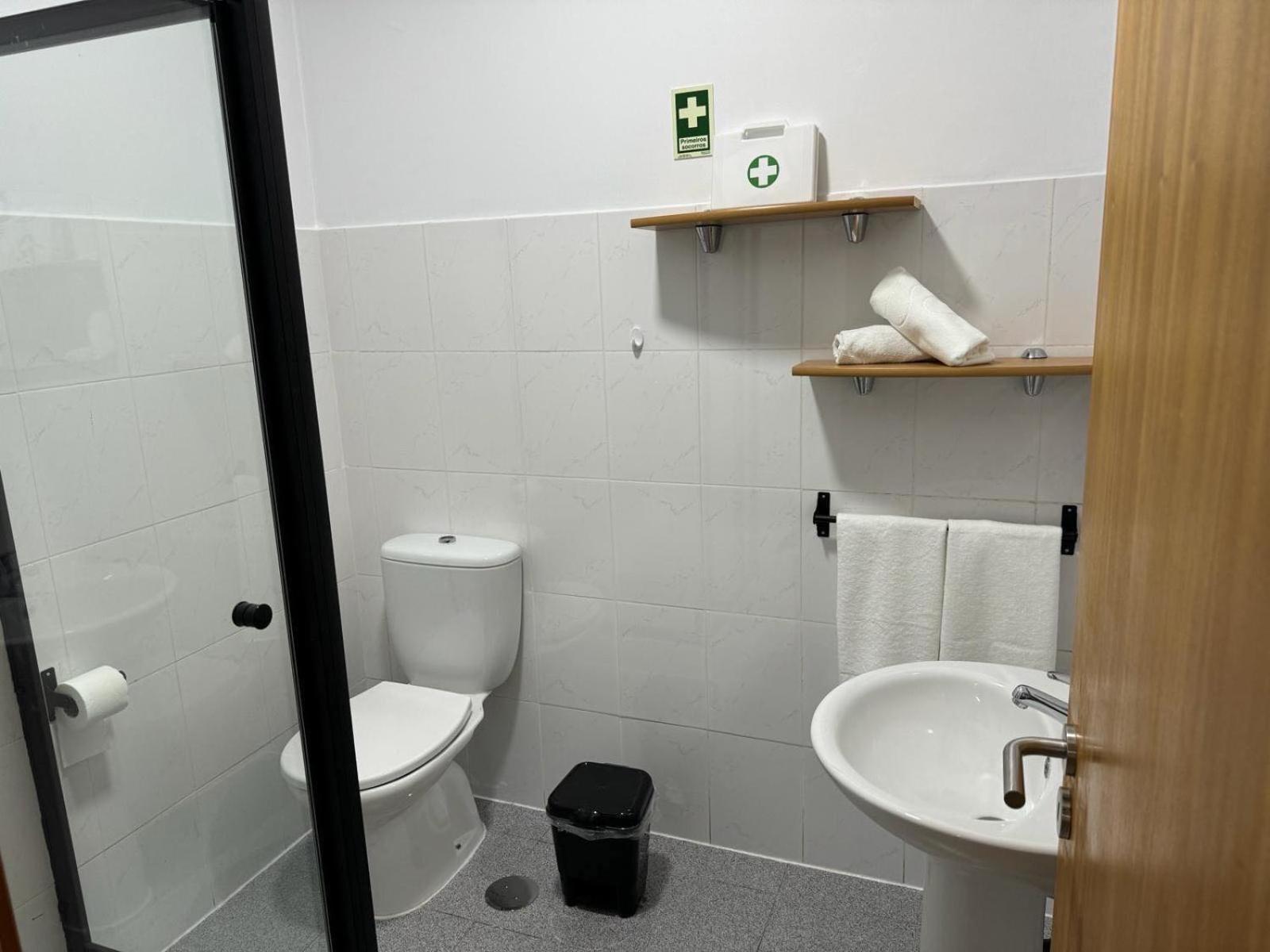 Alforra Residence 1-T2-Centro-Praias-Levadas 카메라데로보스 외부 사진