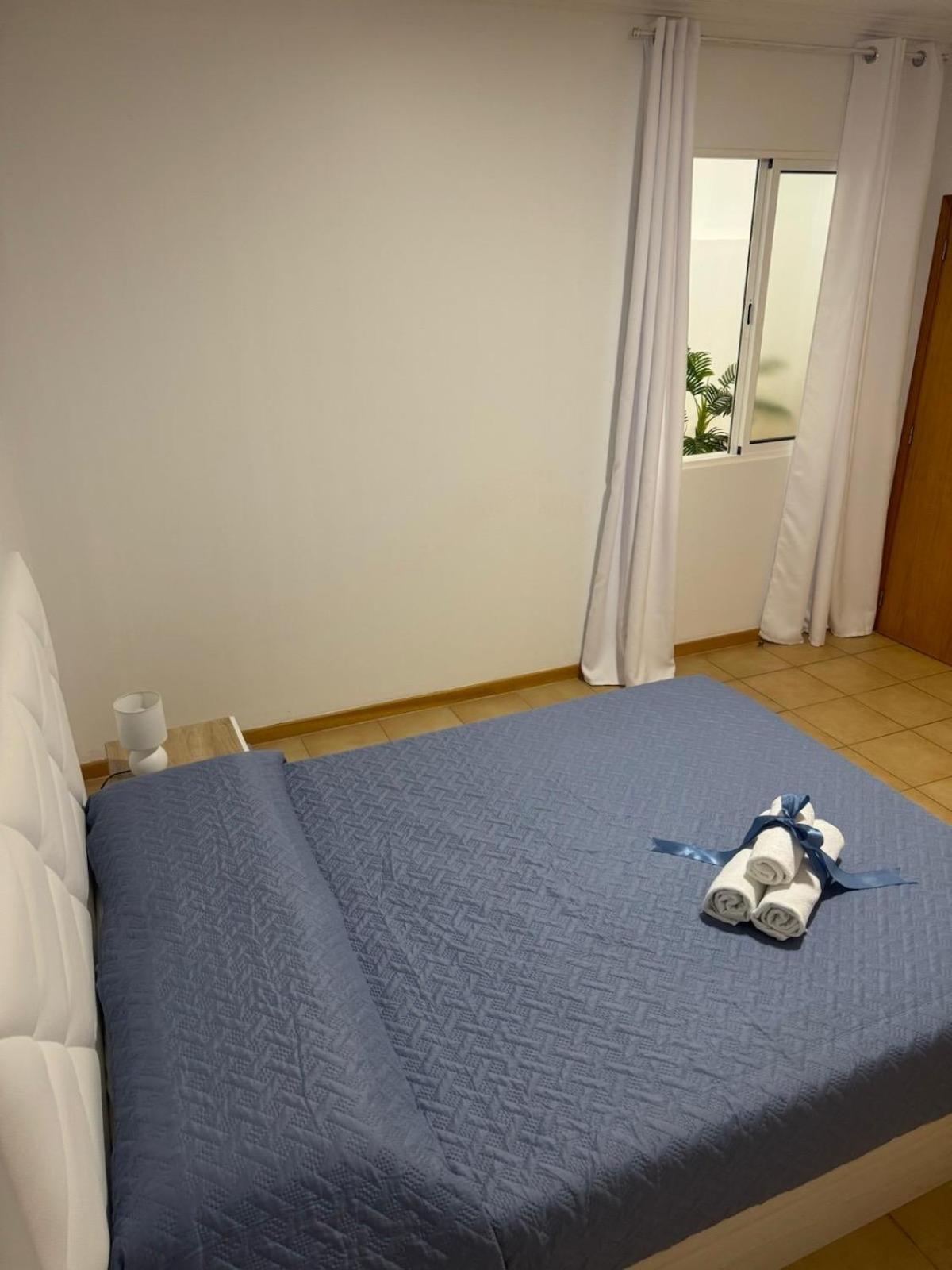Alforra Residence 1-T2-Centro-Praias-Levadas 카메라데로보스 외부 사진