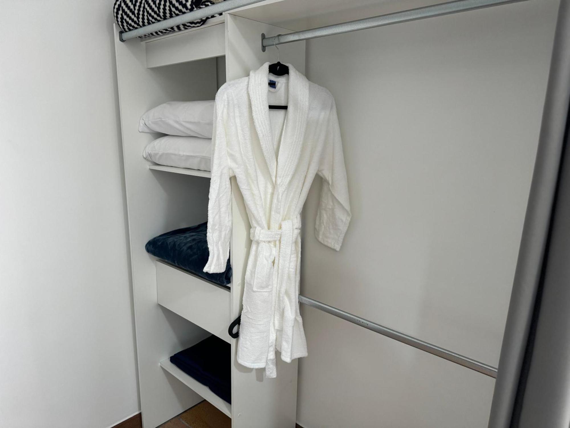 Alforra Residence 1-T2-Centro-Praias-Levadas 카메라데로보스 외부 사진